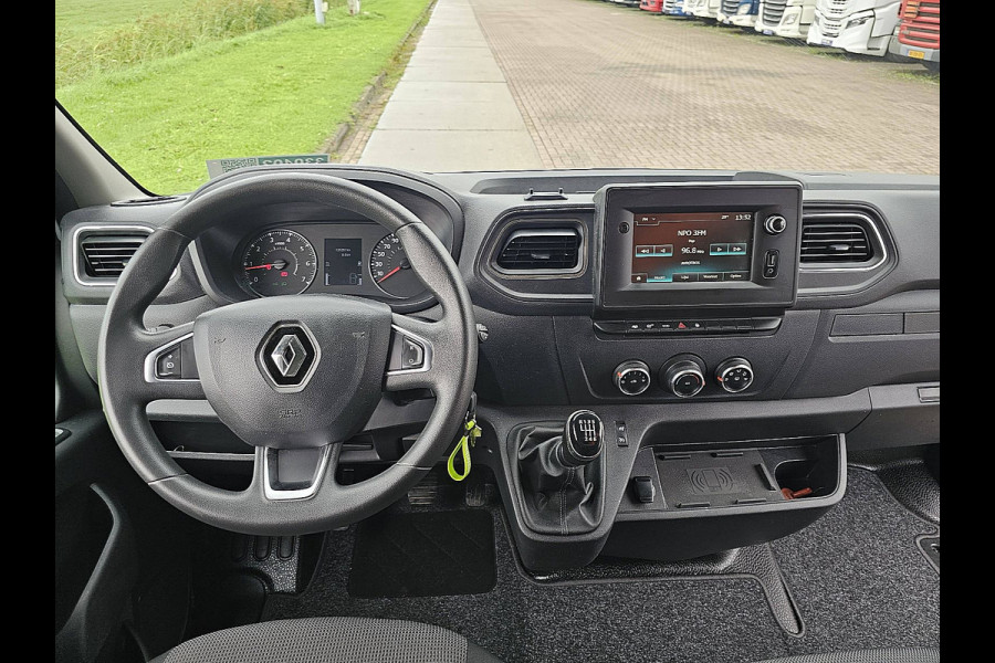 Renault Master T35 2.3 dCi 165 L4H2 EL Energy Comfort Cruise control, Airco, Carplay, Navi, Camera, Zijdeur, Dhollandia laadklep