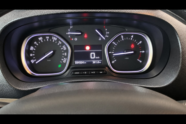 Peugeot Expert 2.0 BlueHDI 150 PK Long Premium | L3H1 | Navigatie | Camera | CarPlay | Lederen bekleding | 3-Zitter | Cruise control | Airco | Nieuwe APK