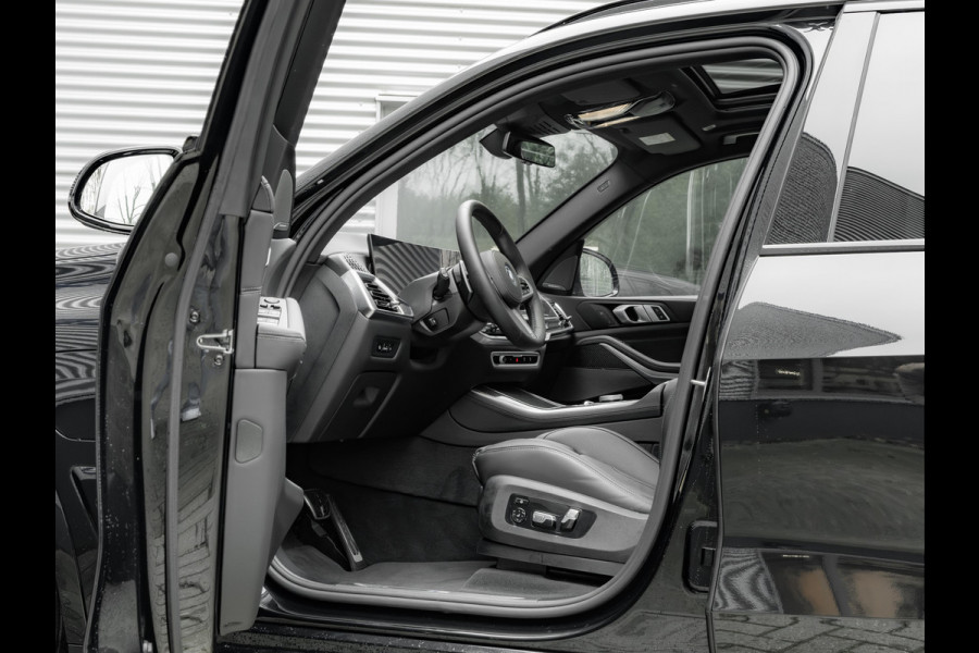 BMW X5 xDrive50e - M-Sport Pro - M-Zetels - Carbon Interieur - Pano - Trekhaak