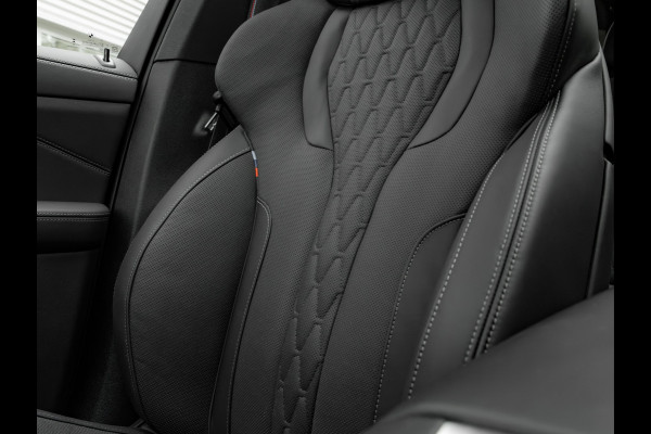 BMW X5 xDrive50e - M-Sport Pro - M-Zetels - Carbon Interieur - Pano - Trekhaak
