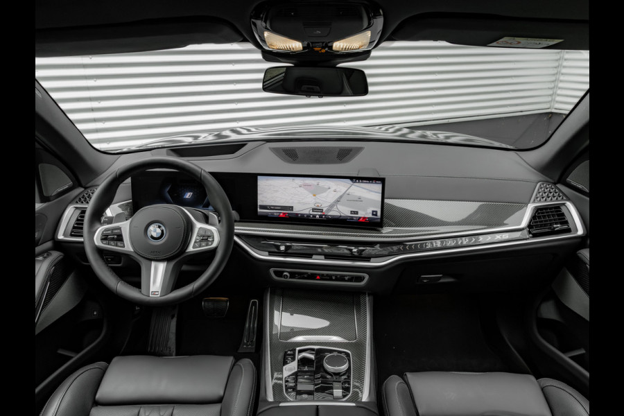 BMW X5 xDrive50e - M-Sport Pro - M-Zetels - Carbon Interieur - Pano - Trekhaak