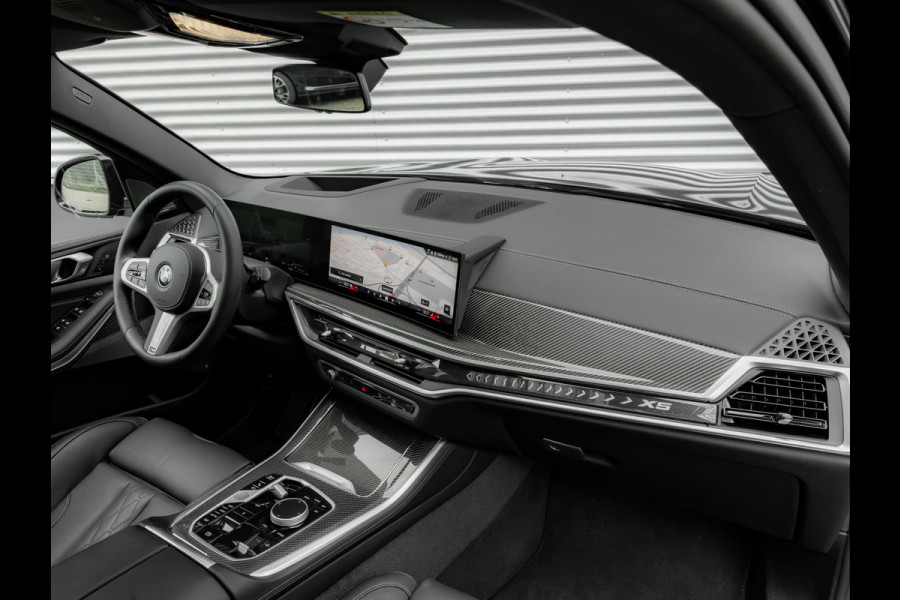 BMW X5 xDrive50e - M-Sport Pro - M-Zetels - Carbon Interieur - Pano - Trekhaak