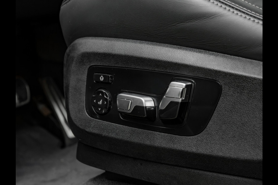BMW X5 xDrive50e - M-Sport Pro - M-Zetels - Carbon Interieur - Pano - Trekhaak
