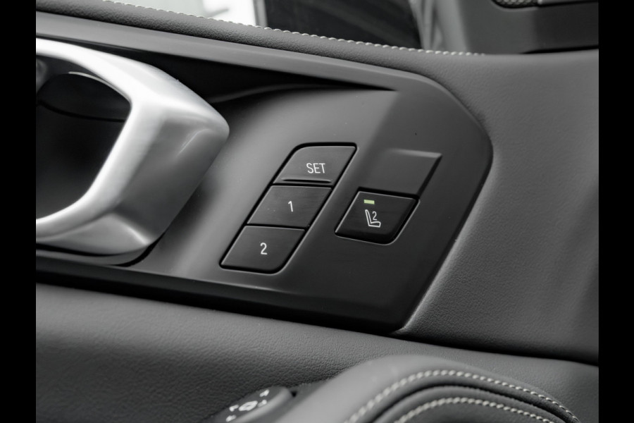 BMW X5 xDrive50e - M-Sport Pro - M-Zetels - Carbon Interieur - Pano - Trekhaak