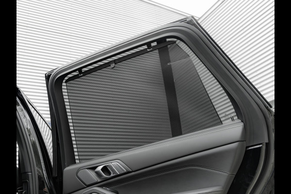 BMW X5 xDrive50e - M-Sport Pro - M-Zetels - Carbon Interieur - Pano - Trekhaak