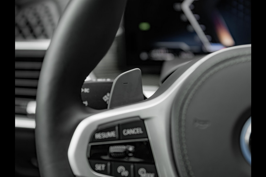 BMW X5 xDrive50e - M-Sport Pro - M-Zetels - Carbon Interieur - Pano - Trekhaak