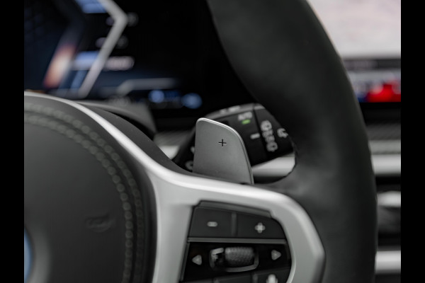 BMW X5 xDrive50e - M-Sport Pro - M-Zetels - Carbon Interieur - Pano - Trekhaak