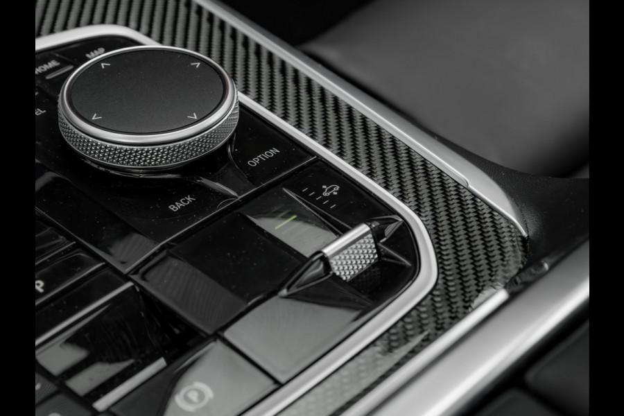 BMW X5 xDrive50e - M-Sport Pro - M-Zetels - Carbon Interieur - Pano - Trekhaak