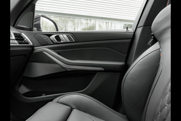 BMW X5 xDrive50e - M-Sport Pro - M-Zetels - Carbon Interieur - Pano - Trekhaak
