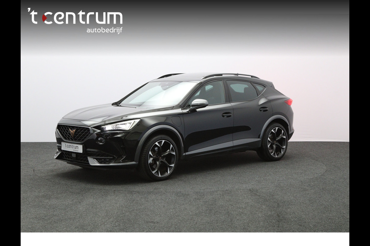 CUPRA Formentor 1.4 e-Hybrid 204 PK Performance PHEV, Panoramadak, Camera, Adap. Cruise Control