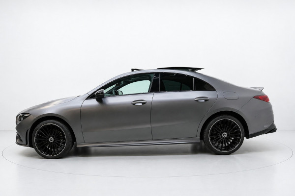 Mercedes-Benz CLA-Klasse 250 e AMG NIGHT PANO SFEER 360
