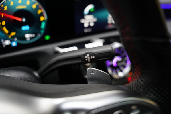 Mercedes-Benz CLA-Klasse 250 e AMG NIGHT PANO SFEER 360