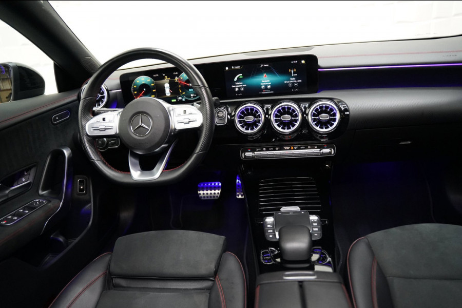 Mercedes-Benz CLA-Klasse 250 e AMG NIGHT PANO SFEER 360