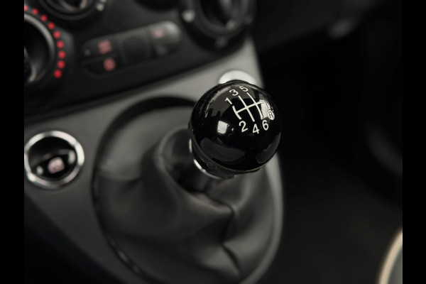Fiat 500C 1.0 Hybrid Lounge (6-BAK, BLUETOOTH, MULTIMEDIA, PARKEERSENSOREN, CRUISE CONTROL, GOED ONDERHOUDEN, ETC!)