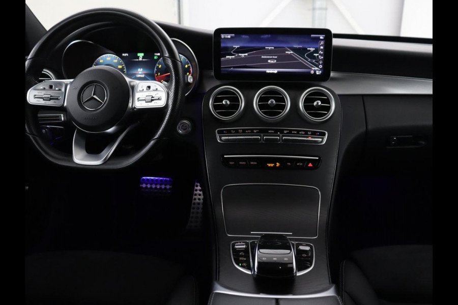 Mercedes-Benz C-Klasse 300 AMG Line Avantgarde | Leder/alcantara | Adaptive cruise | 258 pk | Camera | Park assist | Navigatie | Stoelverwarming | Virtual cockpit | Carplay | Full LED |