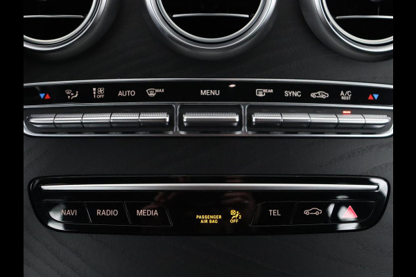 Mercedes-Benz C-Klasse 300 AMG Line Avantgarde | Leder/alcantara | Adaptive cruise | 258 pk | Camera | Park assist | Navigatie | Stoelverwarming | Virtual cockpit | Carplay | Full LED |