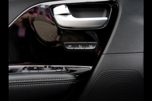 Kia Niro 1.6 GDi Hybrid ExecutiveLine Stoelventilatie/-verwarming | Stuurverwarming | JBL | PDC voor & achter | Achteruitrijcamera | Geheugenfunctie bestuurdersstoel |