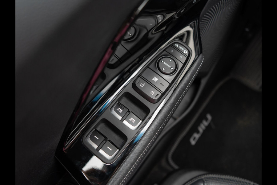 Kia Niro 1.6 GDi Hybrid ExecutiveLine Stoelventilatie/-verwarming | Stuurverwarming | JBL | PDC voor & achter | Achteruitrijcamera | Geheugenfunctie bestuurdersstoel |