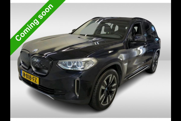 BMW iX3 Executive 80 kWh SOH 98% / Shadow Line / Panoramadak / Leder / Stoelverwarming / Pdc.+Camera / Navigatie / Apk 10-2027