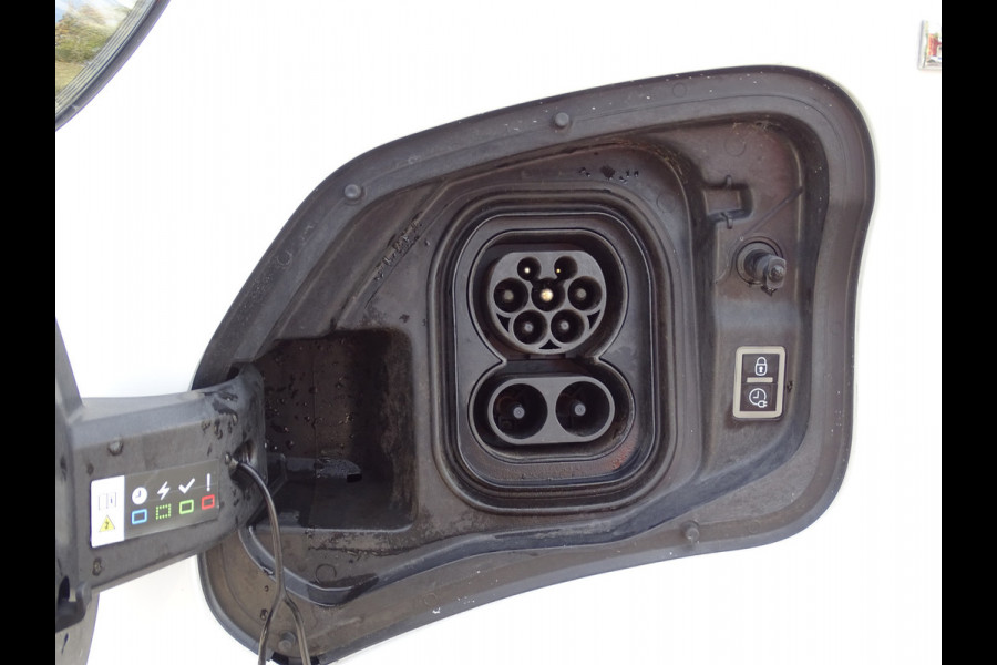 Toyota PROACE Electric Worker Extra Range Navigator