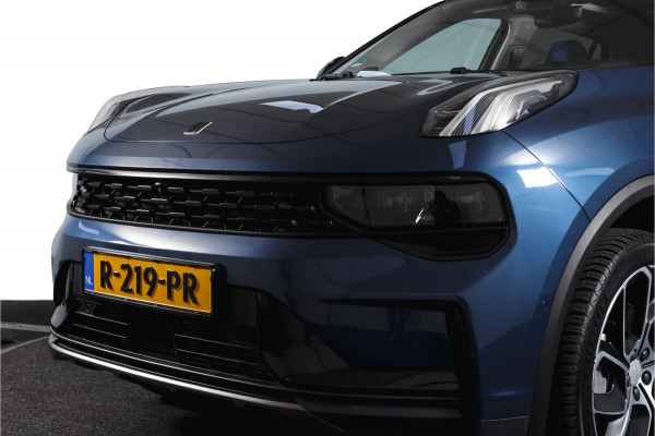 Lynk & Co 01 1.5 PHEV 261PK MY22 Orig. NL | Black Pakket | Afn. Trekhaak | 360 Camera | S/K-panodak | Adapt. Cruise | Memory | Elek. klep | LM 20" |
