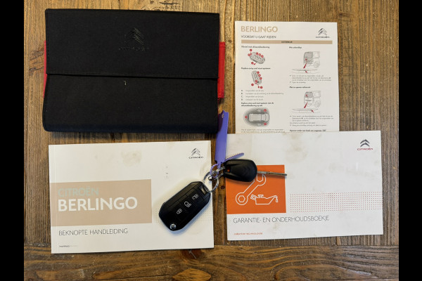 Citroën Berlingo 1.2 PureTech Feel Camera Carplay Climate Control Cruisecontrol All-Season Banden PDC V+A