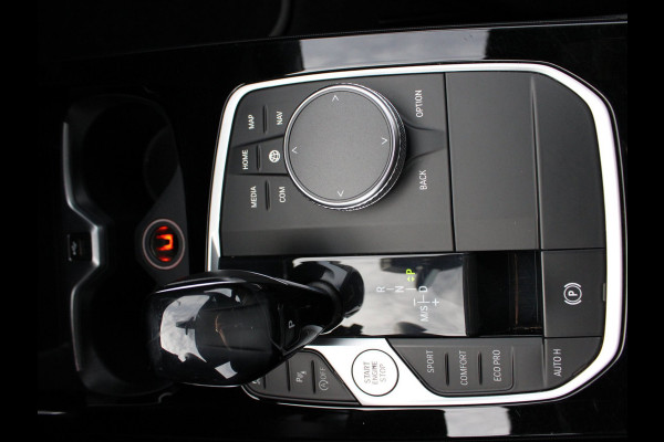BMW 1-serie 118i CARPLAY I VIRTUAL I SFEERVERL. I CRUISE I LED I ST+STUUR VERWR. I PDC V+A I