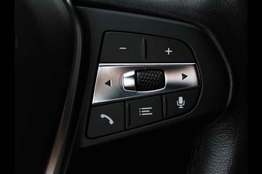 BMW 1-serie 118i CARPLAY I VIRTUAL I SFEERVERL. I CRUISE I LED I ST+STUUR VERWR. I PDC V+A I