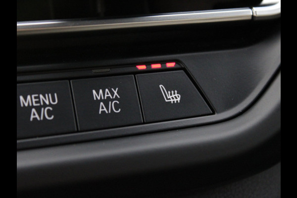 BMW 1-serie 118i CARPLAY I VIRTUAL I SFEERVERL. I CRUISE I LED I ST+STUUR VERWR. I PDC V+A I
