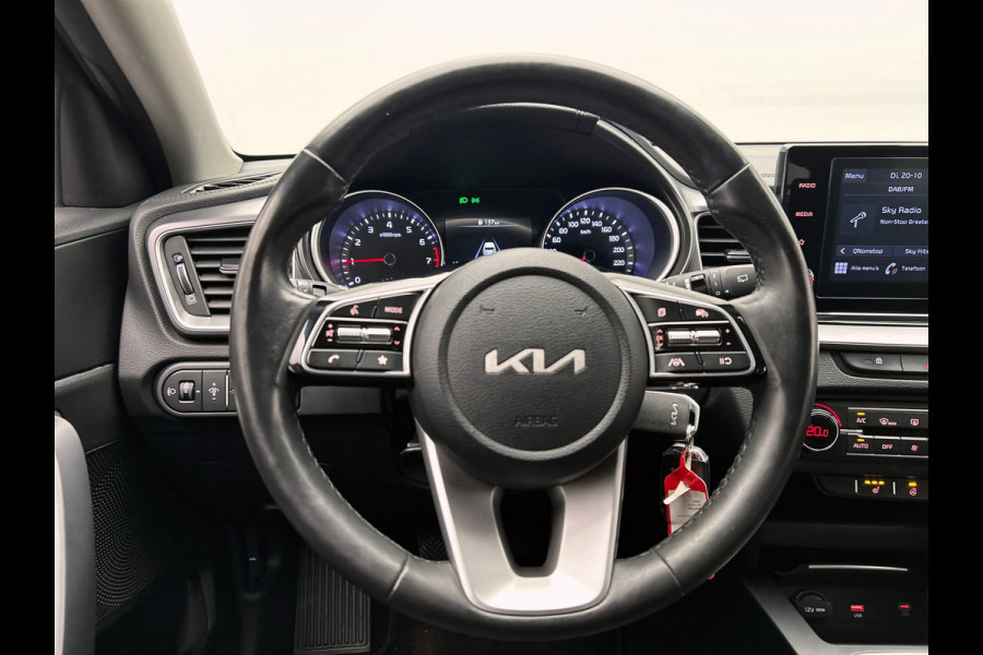 Kia Ceed Sportswagon 1.0 T-GDi DynamicLine | Carplay | Dealeronderhouden | Fabrieksgarantie | Trekhaak | Stoel/Stuur Verwarming |