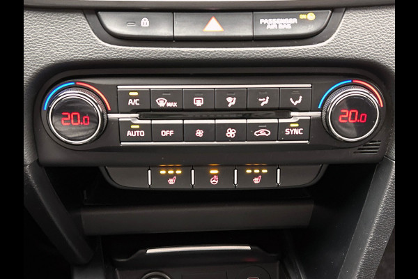 Kia Ceed Sportswagon 1.0 T-GDi DynamicLine | Carplay | Dealeronderhouden | Fabrieksgarantie | Trekhaak | Stoel/Stuur Verwarming |