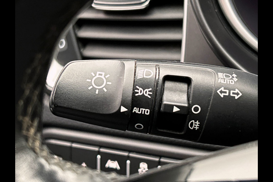 Kia Ceed Sportswagon 1.0 T-GDi DynamicLine | Carplay | Dealeronderhouden | Fabrieksgarantie | Trekhaak | Stoel/Stuur Verwarming |