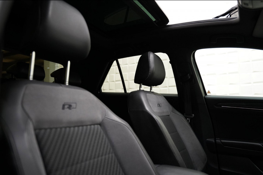 Volkswagen T-Roc 2.0 TSI 4Motion 3x R LINE PANO VIRTUAL ACC
