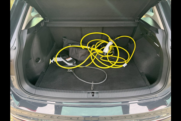 Volkswagen Tiguan 1.4 TSI eHybrid Life Business | Camera | PDC | Carplay | ACC |
