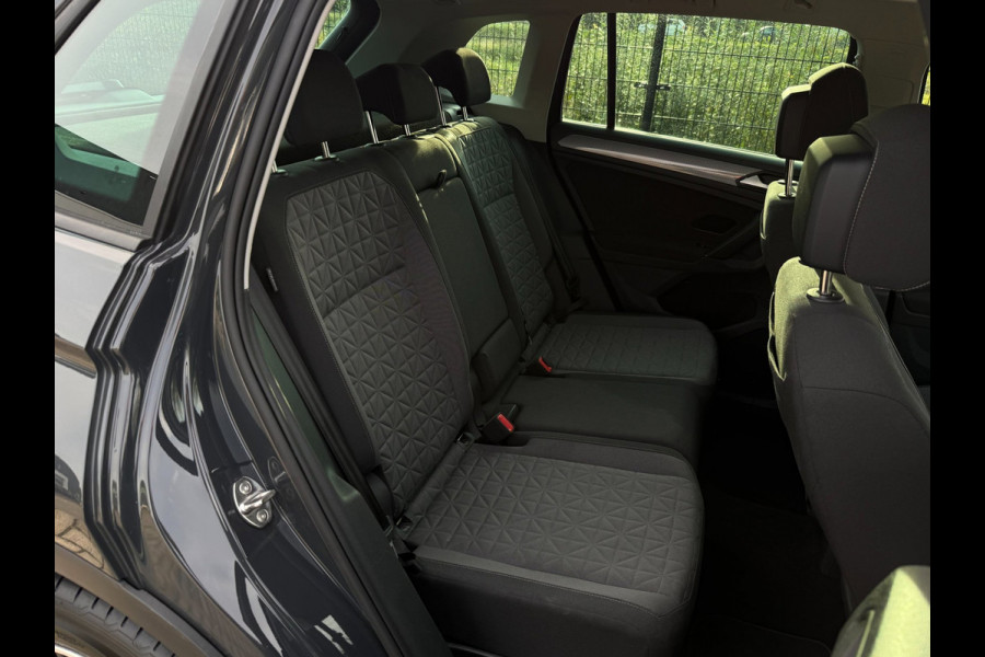 Volkswagen Tiguan 1.4 TSI eHybrid Life Business | Camera | PDC | Carplay | ACC |