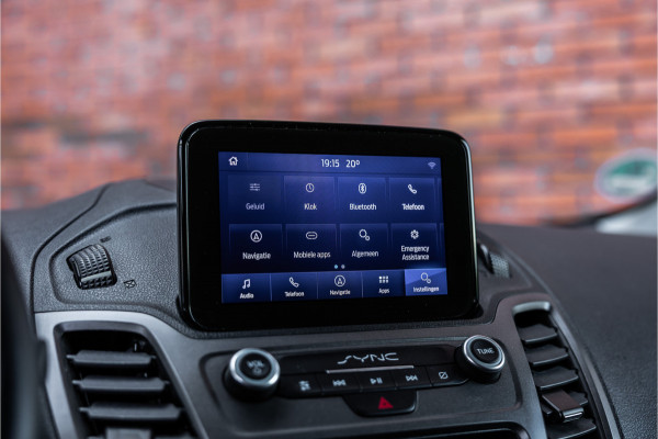 Ford Transit Connect 1.0 Ecoboost L2 | 3-Zitter | Sortimo inrichting | Navigatie | Camera | CarPlay | Stoelverwarming | Airco | MF Stuur | Dealer onderhouden | Nieuwe APK