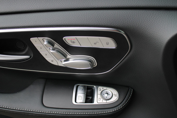Mercedes-Benz V-Klasse 300d / Exclusive / AMG / DC / 4-Matic / Luchtvering / Elec Stoelen / Burmester / Vol Opties / NIEUWSTAAT.