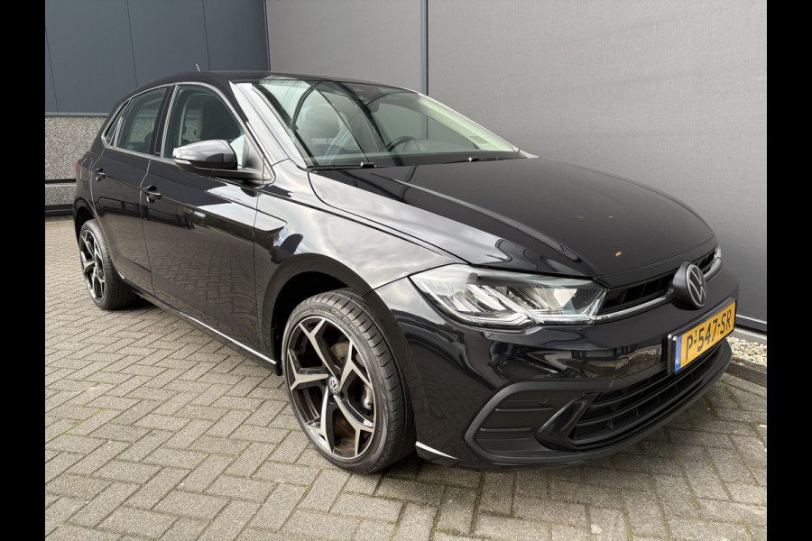 Volkswagen Polo 1.0 TSI Life Airco - Apple carplay - Navigatie - Parkeersensoren voor en achter - Licht metalen velgen 17 inch - Radio - Regensensor - Cruise control - Led verlichting - Bluetooth - Elektrische ramen - Start/stop systeem - Stuur leder - Stuur multifunctioneel - Centrale vergrendeling met afstandsbediening