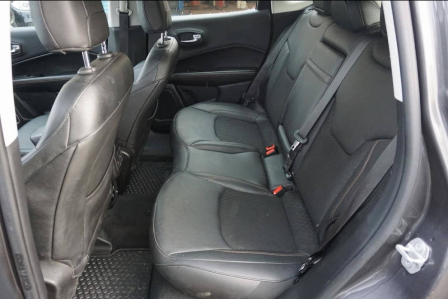 Jeep Compass 1.3T 4XE 240 pk EAWD Automaat LIMITED Business