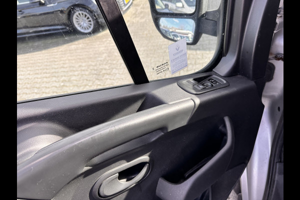 Renault Master T35 2.3 dCi 180 L2H2 Energy ( 3-Pers ) *REFRIGERATED VEHICLE | DOUBLE SLIDING DOORS | CAMERA | AIR CONDITIONING | BLIND SPOT MONITOR | CRUISE CONTROL | PARKING SENSORS | TOW BAR*
