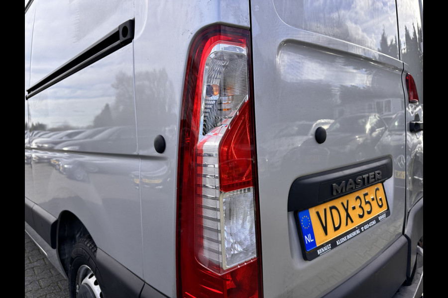 Renault Master T35 2.3 dCi 180 L2H2 Energy ( 3-Pers ) *REFRIGERATED VEHICLE | DOUBLE SLIDING DOORS | CAMERA | AIR CONDITIONING | BLIND SPOT MONITOR | CRUISE CONTROL | PARKING SENSORS | TOW BAR*