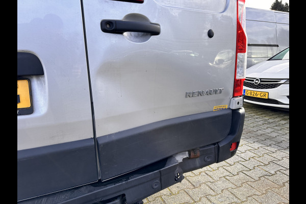 Renault Master T35 2.3 dCi 180 L2H2 Energy ( 3-Pers ) *REFRIGERATED VEHICLE | DOUBLE SLIDING DOORS | CAMERA | AIR CONDITIONING | BLIND SPOT MONITOR | CRUISE CONTROL | PARKING SENSORS | TOW BAR*
