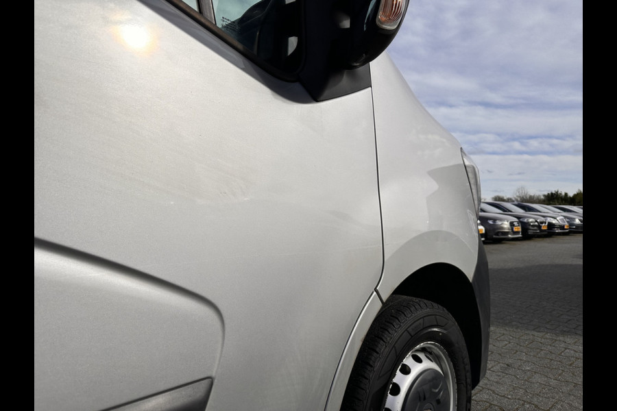 Renault Master T35 2.3 dCi 180 L2H2 Energy ( 3-Pers ) *REFRIGERATED VEHICLE | DOUBLE SLIDING DOORS | CAMERA | AIR CONDITIONING | BLIND SPOT MONITOR | CRUISE CONTROL | PARKING SENSORS | TOW BAR*