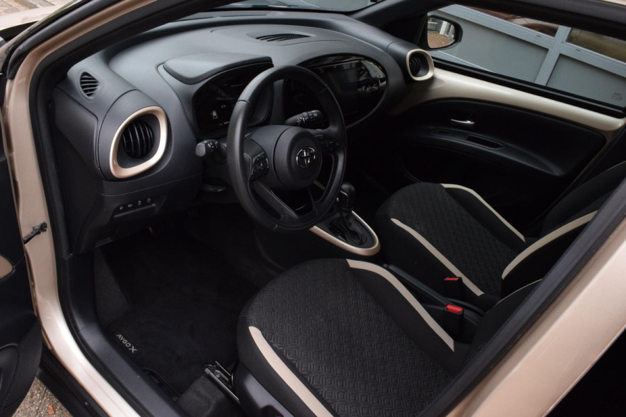 Toyota Aygo X 1.0 VVT-i S-CVT|Carplay|Camera|Clima|