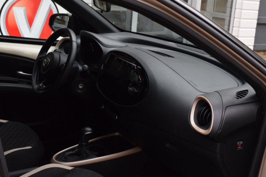 Toyota Aygo X 1.0 VVT-i S-CVT|Carplay|Camera|Clima|