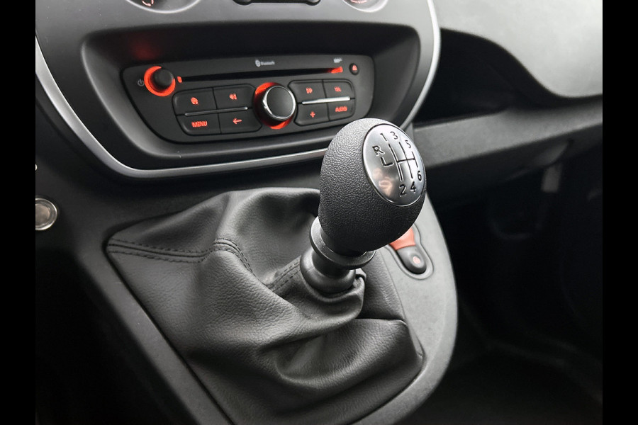 Renault Kangoo 1.5 DCi Euro 6 81PK Comfort / Schuifdeur+Raam / Trekhaak / Airco / Pdc./ Navigatie / Radio multimedia / Apk 01-2027