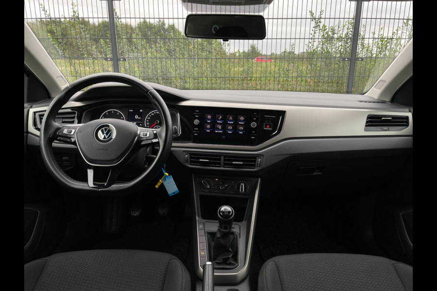 Volkswagen Polo 1.0 TSI Comfortline Business NAVI | CarPlay | Dealer onderhouden
