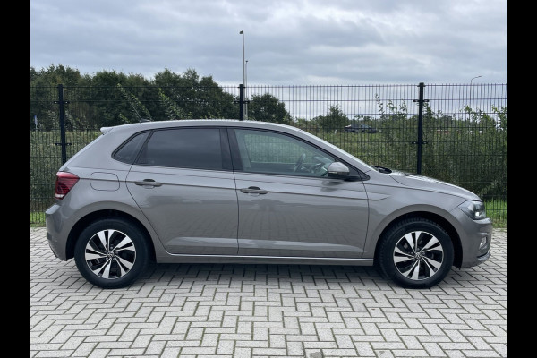 Volkswagen Polo 1.0 TSI Comfortline Business NAVI | CarPlay | Dealer onderhouden