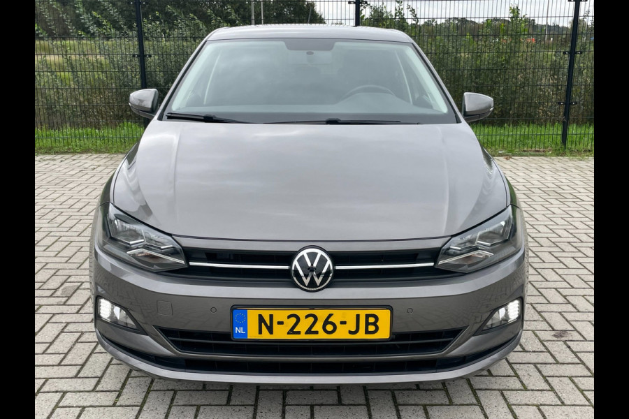 Volkswagen Polo 1.0 TSI Comfortline Business NAVI | CarPlay | Dealer onderhouden
