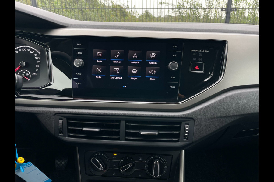 Volkswagen Polo 1.0 TSI Comfortline Business NAVI | CarPlay | Dealer onderhouden